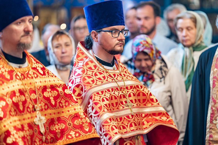 Архиерейское богослужение в храме великомученицы Марины посёлка Битца Ленинского г.о.